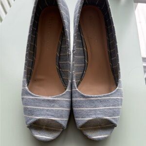Kelly&Katie Sky Blue Striped Peep-Toe